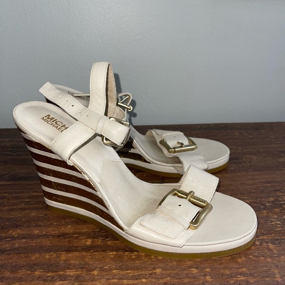 Michael Kors wedges - Picture 7 of 8